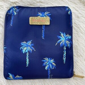 Lilly Pulitzer Getaway Packable Tote Travel Bag Foldable Navy Gold Palm Tree